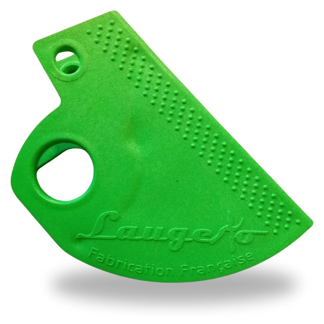 Disinfectant cartridge for pruning shears